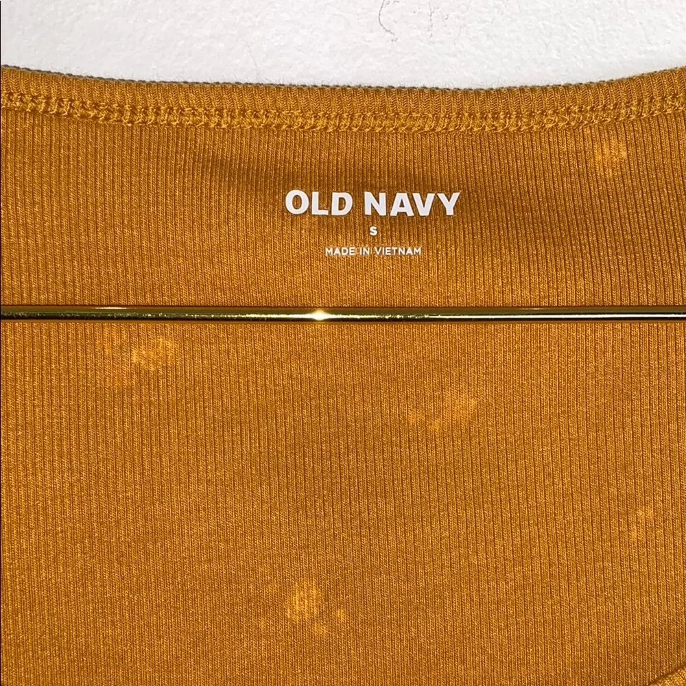 Old Navy Yellow Fitted Short Sleeve T-Shirt